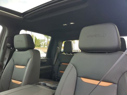 New 2026 GMC Sierra 2500 AT4 w/ AT4 Premium Plus Package AWD/4WD image 7