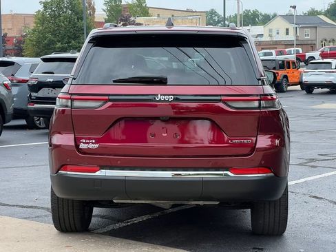 Used 2023 Jeep Grand Cherokee Limited AWD/4WD image 47