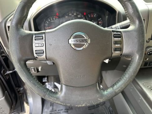 Used 2005 Nissan Titan SE w/ (W01) Utility Bed Pkg image 22