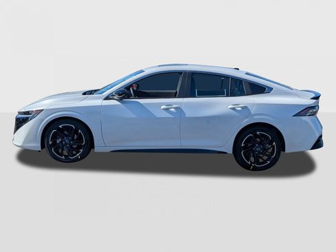 New 2026 Nissan Sentra SR image 2