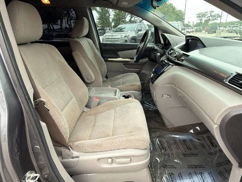Used 2014 Honda Odyssey EX image 39