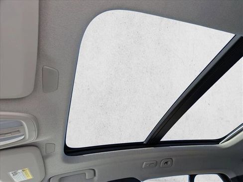 New 2026 Volvo XC40 B5 Ultra w/ Climate Package image 5