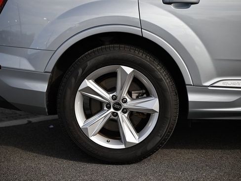 Used 2024 Audi Q7 2.0T Premium Plus image 6