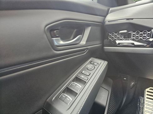 Certified 2025 Honda Accord Sport image 32