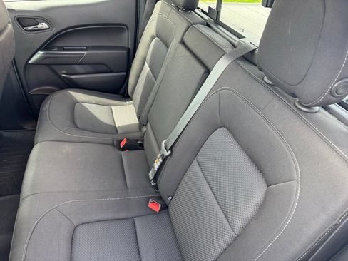 Used 2020 Chevrolet Colorado LT w/ Redline Special Edition AWD/4WD image 8
