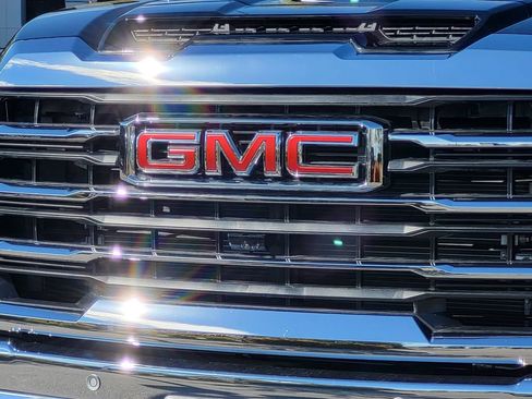 New 2025 GMC Sierra 2500 SLT w/ SLT Premium Package image 37