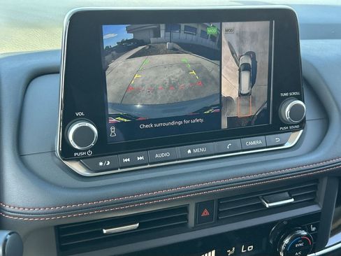 New 2025 Nissan Rogue SV image 26