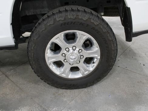 Used 2024 RAM 2500 Big Horn image 39