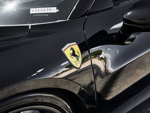 Used 2024 Ferrari 296 GTS RWD image 9