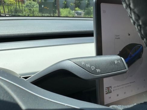 Used 2022 Tesla Model 3 Long Range image 30