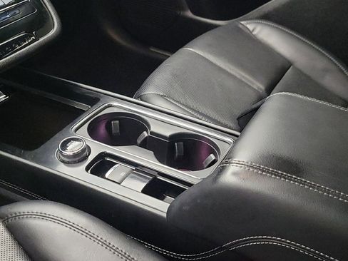 Used 2022 Lincoln Corsair AWD w/ Premium Package image 26