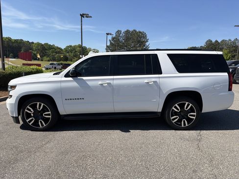 Used 2019 Chevrolet Suburban Premier image 18