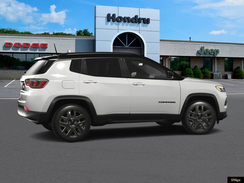 New 2025 Jeep Compass Limited w/ Sun & Sound Group image 15