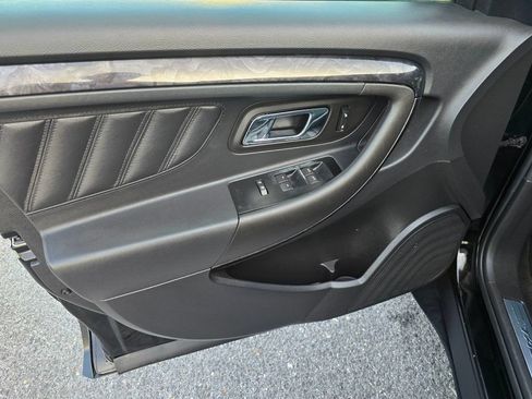 Used 2012 Ford Taurus Limited FWD image 9