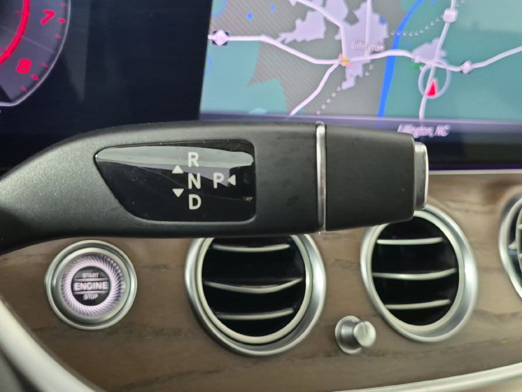 Used 2020 Mercedes-Benz E 350 4MATIC Sedan w/ Parking Assistance Package image 28