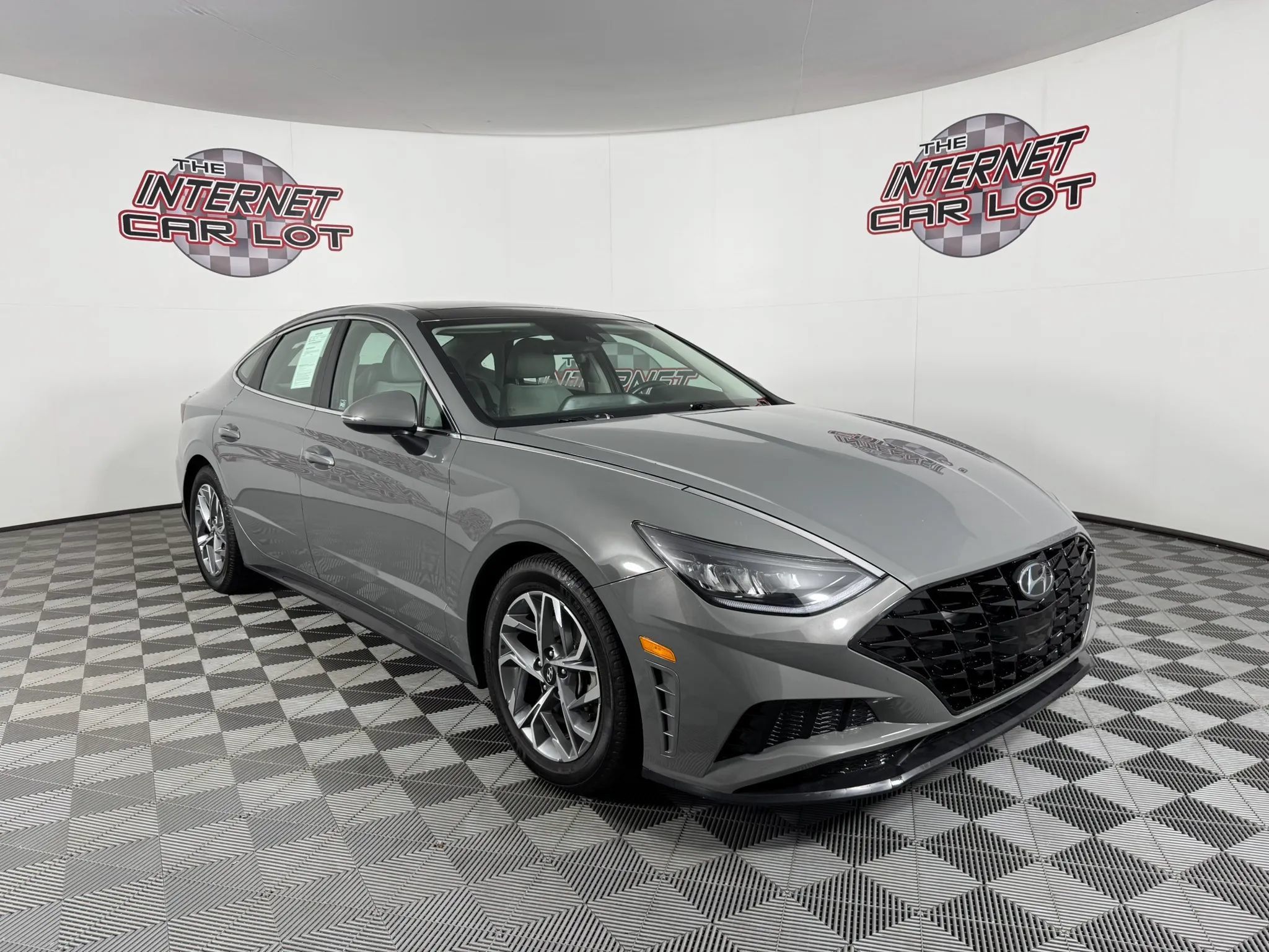 Used 2021 Hyundai Sonata SEL w/ Convenience Package FWD image 9