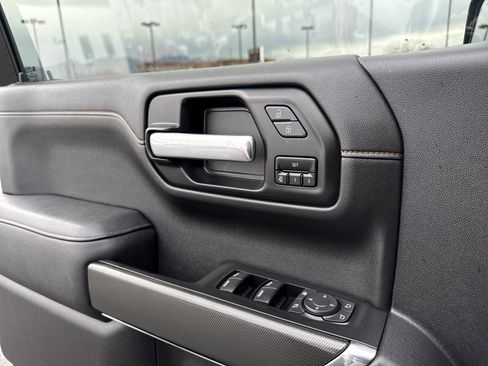 Used 2021 GMC Sierra 1500 AT4 w/ AT4 Value Package image 22