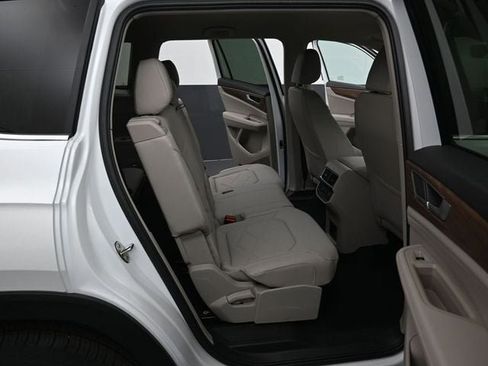 New 2026 Volkswagen Atlas SE image 13