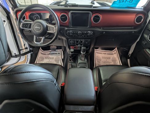 Used 2018 Jeep Wrangler Unlimited Rubicon image 11