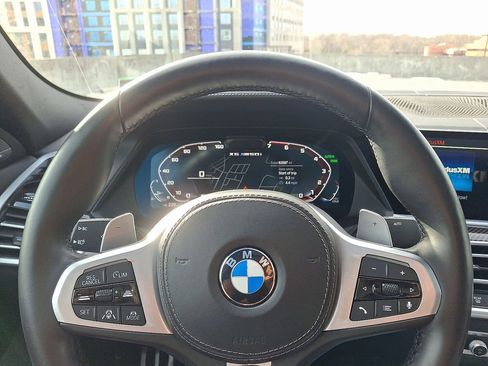 Used 2022 BMW X6 M50i w/ Executive Package image 19