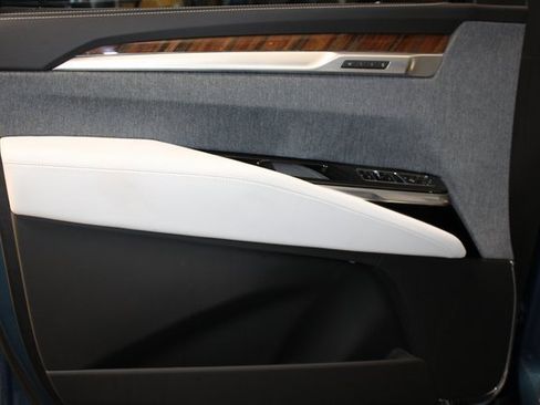 New 2026 Cadillac Escalade Platinum Sport image 11