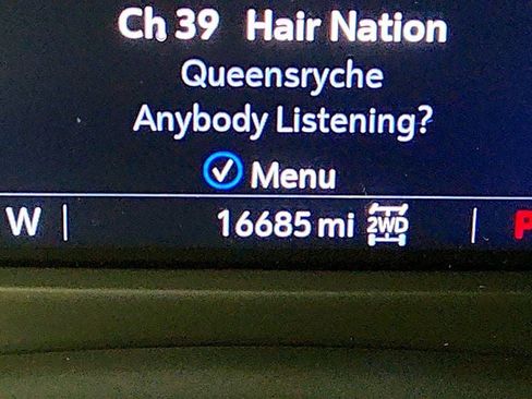 Used 2023 Cadillac XT4 Premium Luxury w/ Enhanced Visibility Package image 16