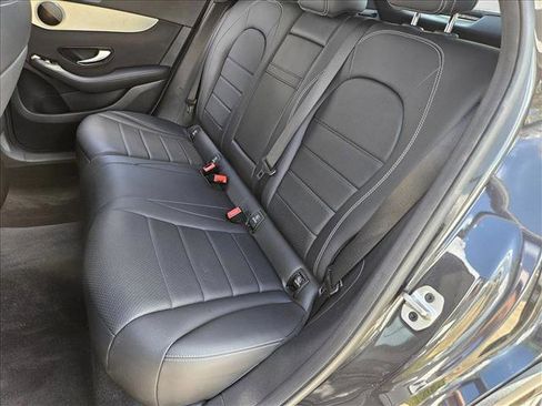 Certified 2022 Mercedes-Benz GLC 300 image 17