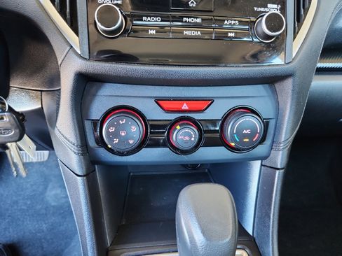 Used 2017 Subaru Impreza 2.0i image 12