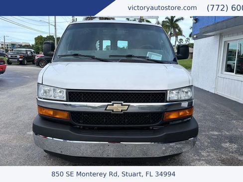 Used 2020 Chevrolet Express 2500 w/ Driver Convenience Package RWD image 2