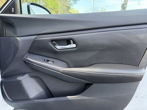 Used 2023 Nissan Sentra SV FWD image 29