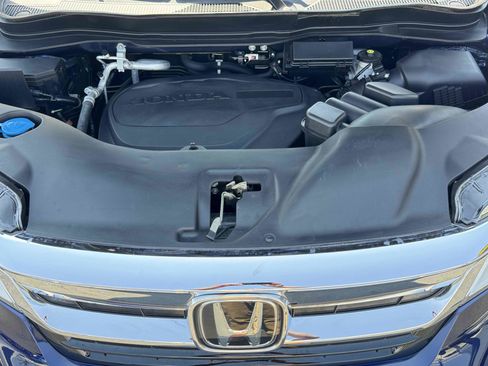 Used 2022 Honda Pilot Touring image 10