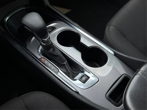 Used 2024 Chevrolet Malibu LT FWD image 21