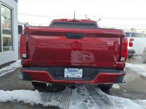 Used 2024 Chevrolet Colorado LT w/ LT Convenience Package III image 5