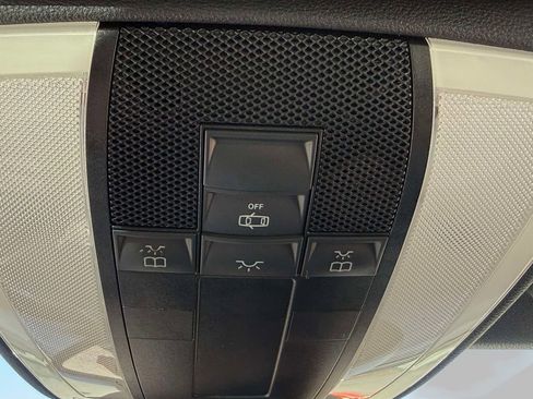 Used 2012 Mercedes-Benz E 350 Cabriolet image 24