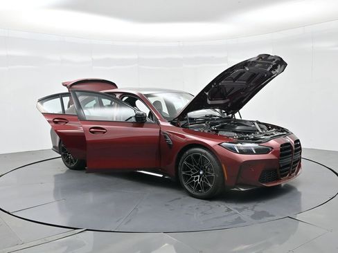 Used 2025 BMW M3 w/ Executive Package image 38