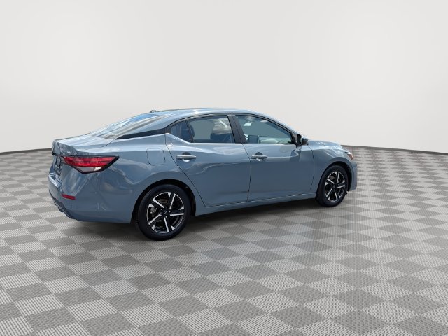 Used 2024 Nissan Sentra SV FWD image 12