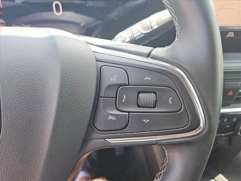 Used 2025 Buick Encore GX Preferred FWD image 21