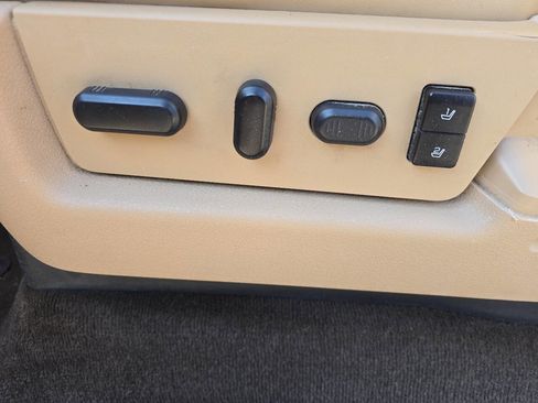 Used 2011 Ford F150 Lariat w/ Lariat Plus Pkg image 28