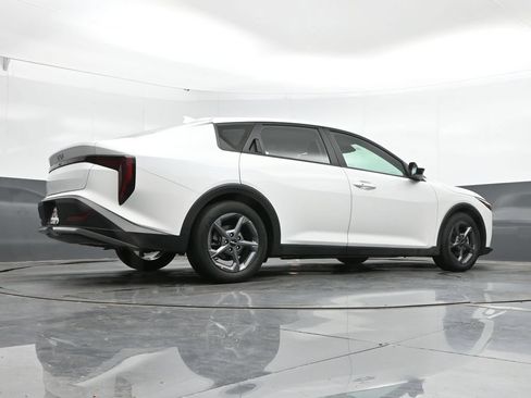 Used 2025 Kia K4 FWD image 41
