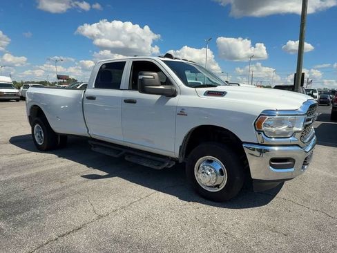 Used 2024 RAM 3500 Tradesman w/ Chrome Appearance Group AWD/4WD image 2