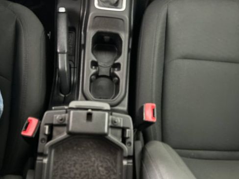 Used 2018 Jeep Wrangler Unlimited Sport S AWD/4WD image 15
