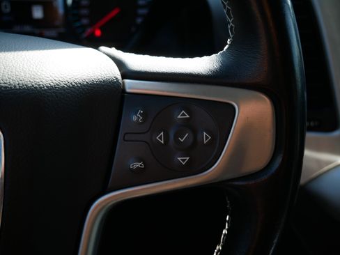 Used 2019 GMC Yukon XL SLT w/ Open Road Package AWD/4WD image 24