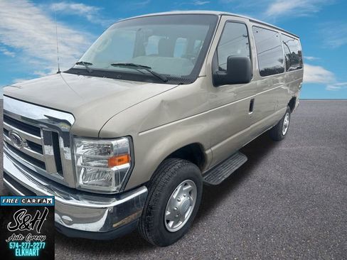 Used 2012 Ford E-350 and Econoline 350 XLT image 4