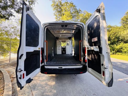 Used 2019 Ford Transit 150 148 Medium Roof image 9