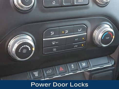 Used 2022 GMC Sierra 2500 SLE image 17