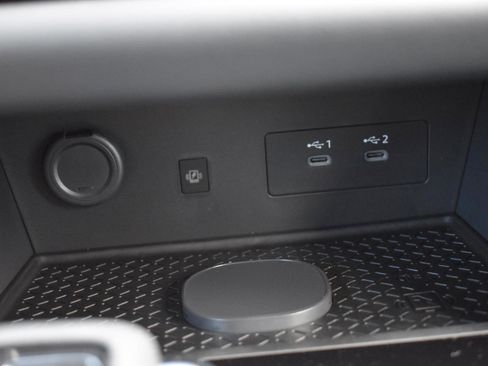 New 2026 Nissan Pathfinder SL FWD image 42