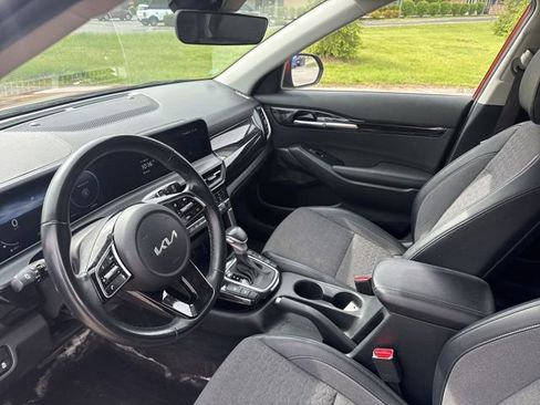 Certified 2024 Kia Seltos S AWD/4WD image 9