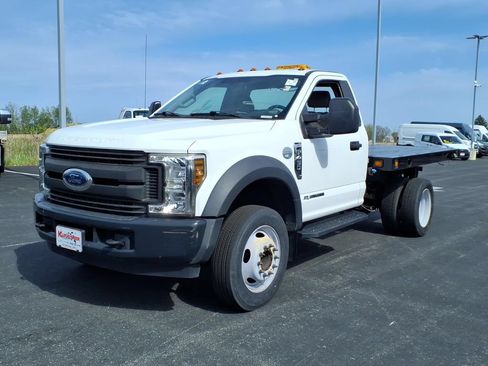 Used 2019 Ford F450 XL RWD image 2