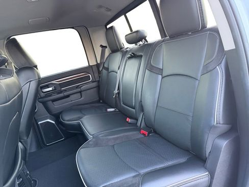 Used 2024 RAM 2500 Laramie image 15