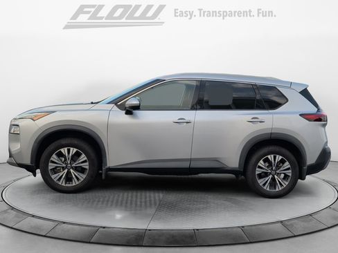 Used 2021 Nissan Rogue SV w/ Premium Package AWD/4WD image 5